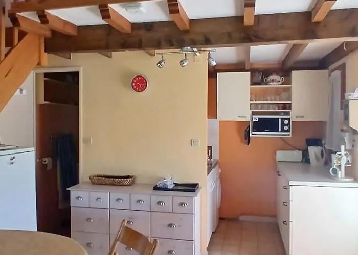 A Warm House, Private Terrace